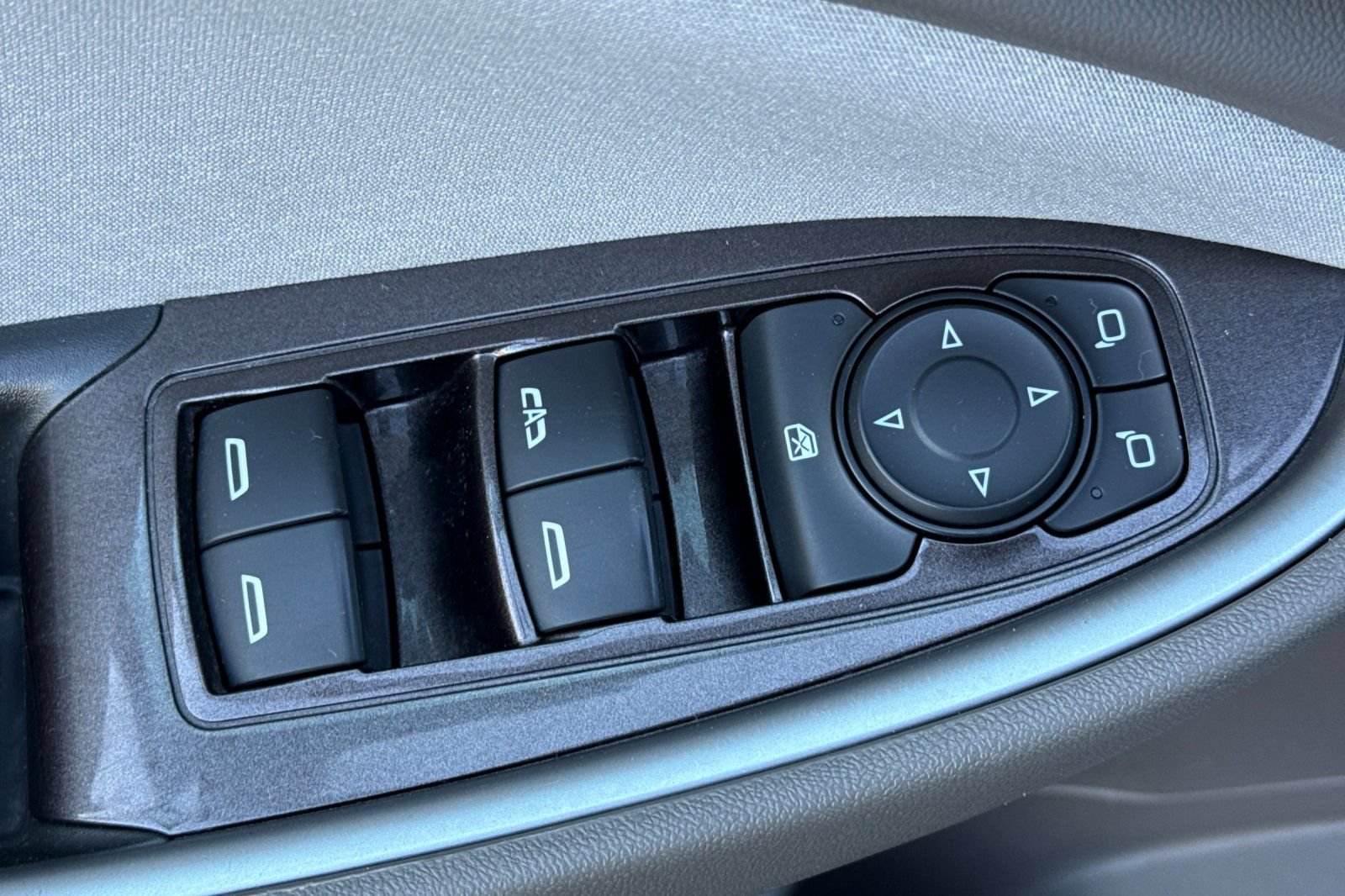 Used 2023 Chevrolet Malibu LT FWD image 14