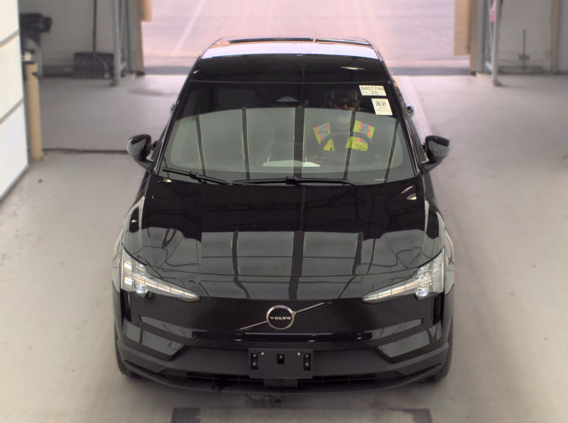 Used 2025 Volvo EX30 Plus w/ Climate Package AWD/4WD image 19