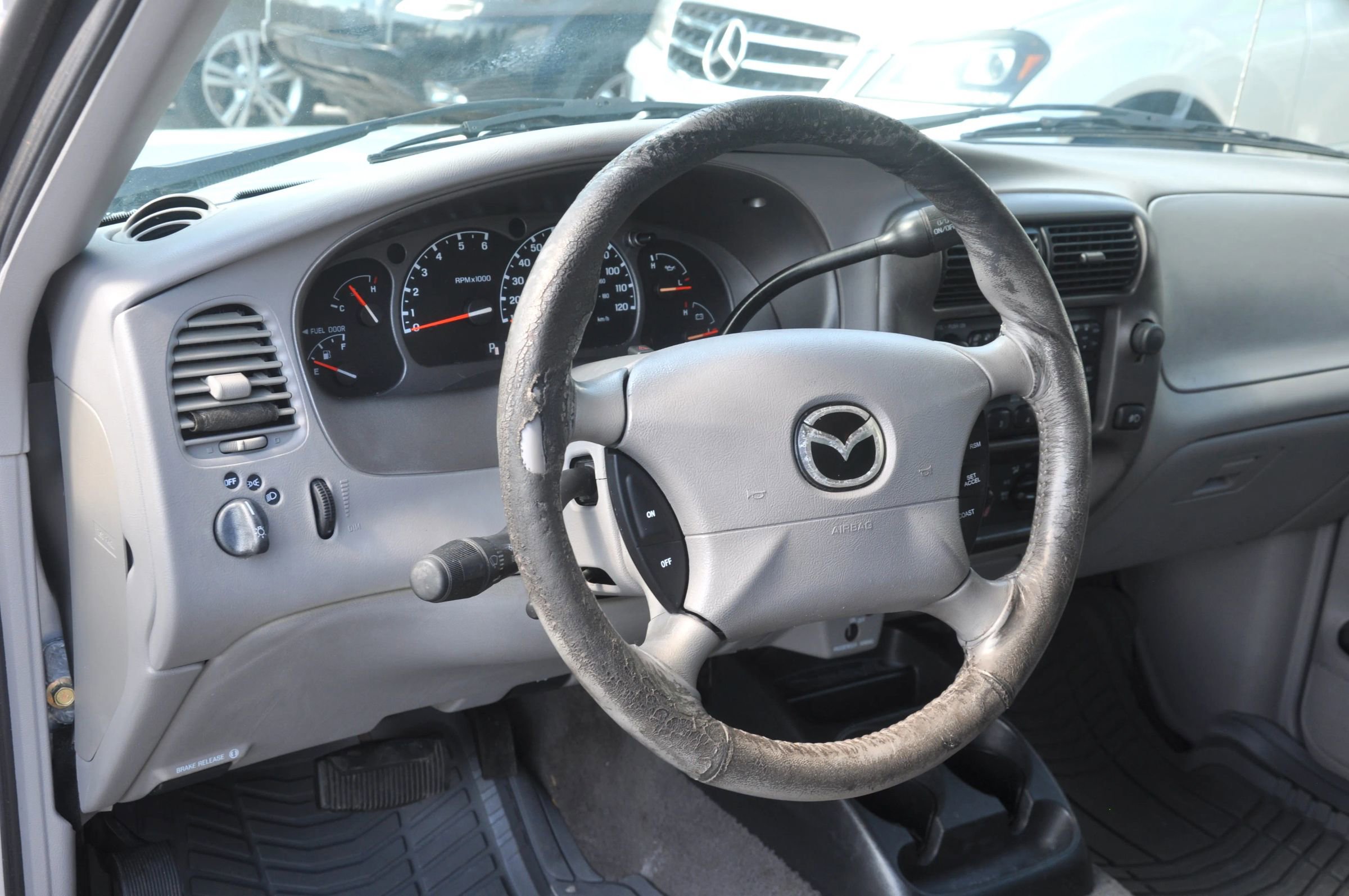 Used 2002 MAZDA B-Series Pickup 2WD Cab Plus B3000 image 17