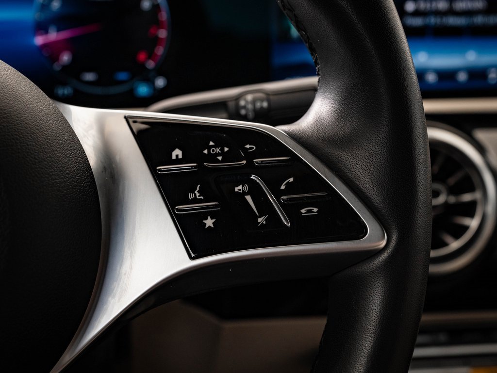 Certified 2025 Mercedes-Benz CLA 250 4MATIC image 28