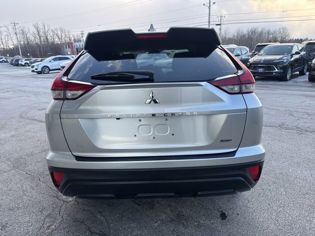 Used 2022 Mitsubishi Eclipse Cross LE image 7