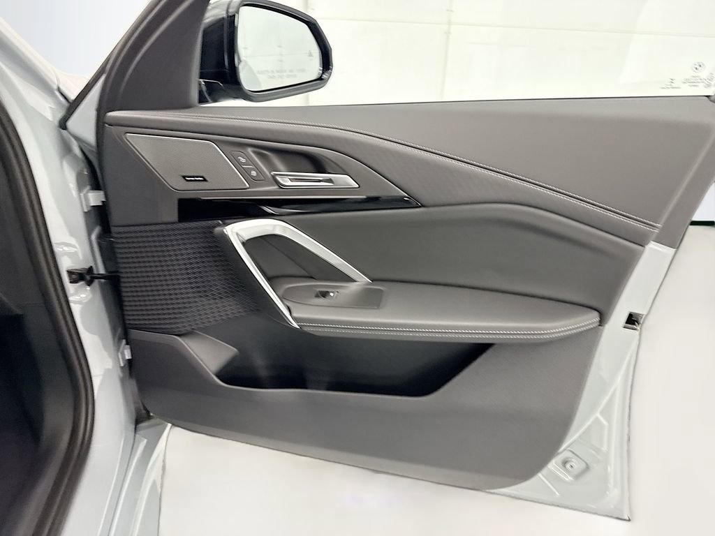 New 2026 BMW X2 xDrive28i w/ Technology Package image 24