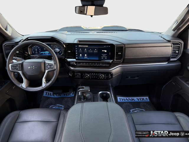 Used 2026 Chevrolet Silverado 1500 LT Trail Boss w/ LT Trail Boss Premium Package AWD/4WD image 9