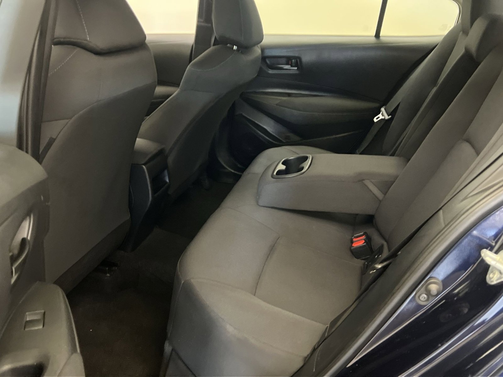 Used 2022 Toyota Corolla LE FWD image 23