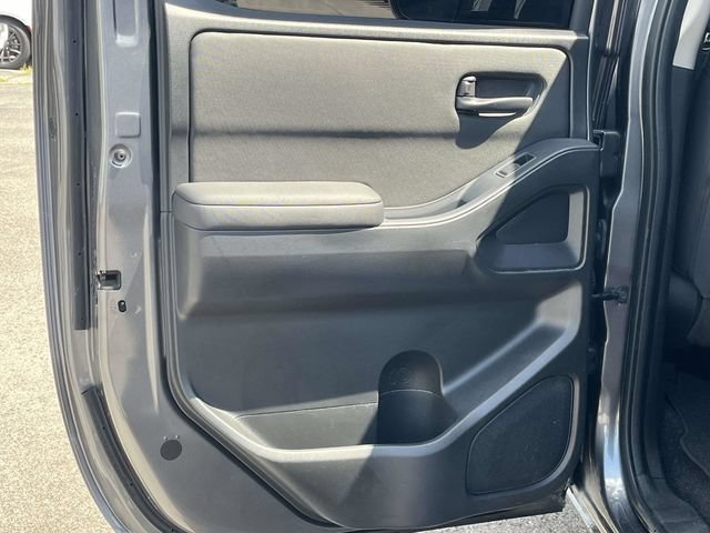 Used 2024 Nissan Frontier S w/ Technology Package RWD image 16