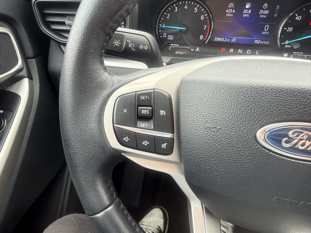 Used 2024 Ford Explorer XLT AWD/4WD image 23