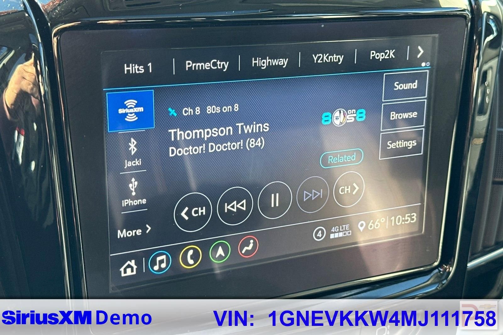 Certified 2021 Chevrolet Traverse Premier image 37