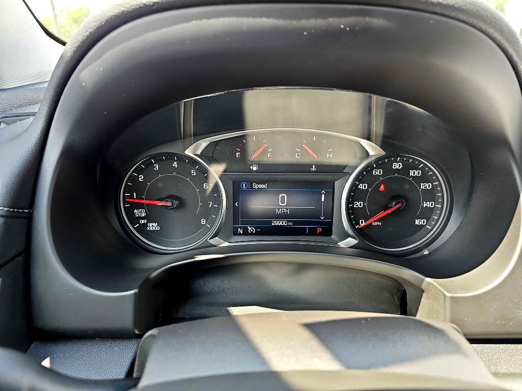 Used 2024 GMC Terrain SLE image 26