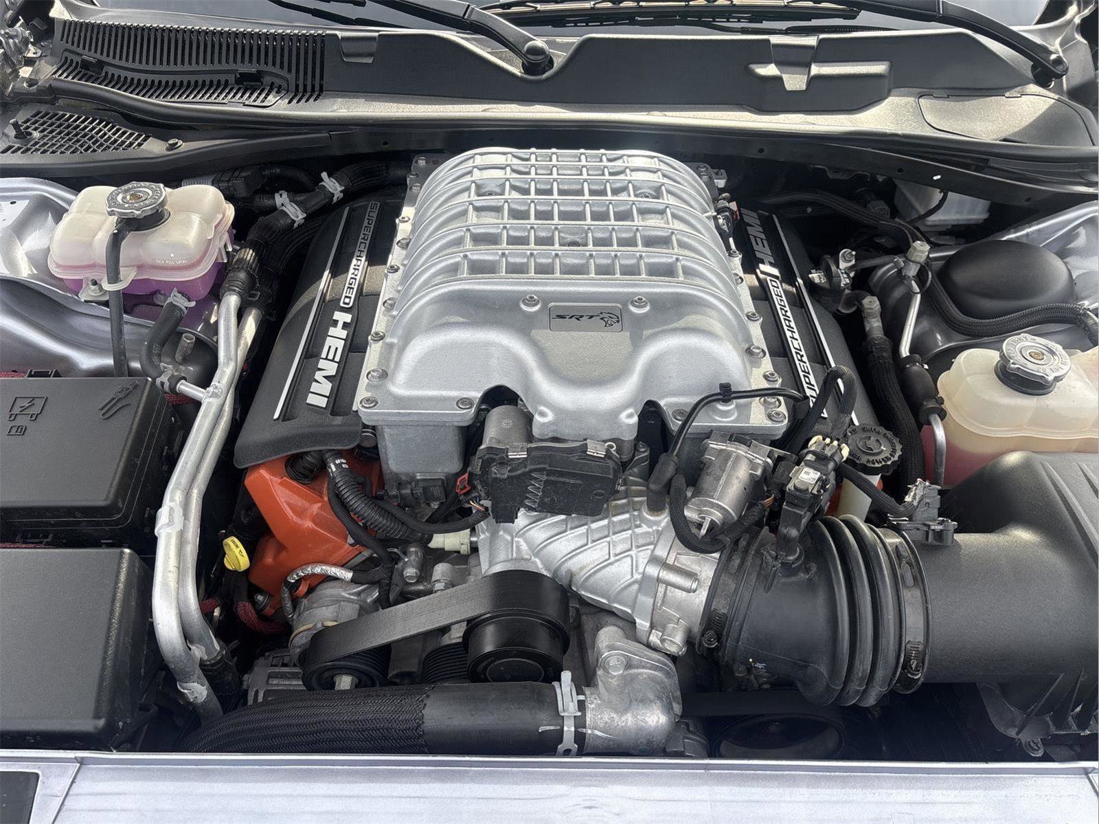 Used 2016 Dodge Challenger SRT Hellcat image 30