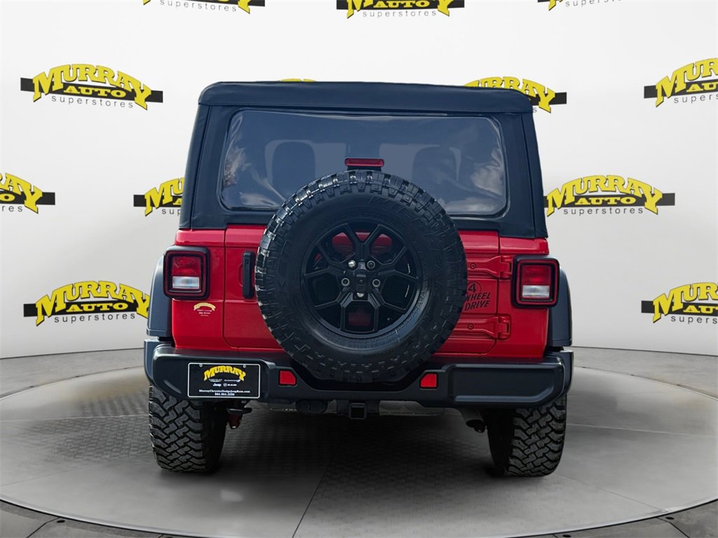 Used 2025 Jeep Wrangler Willys image 4