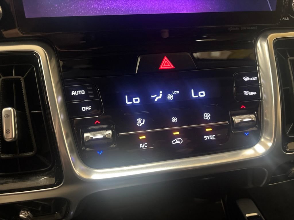 Used 2022 Kia Sorento SX AWD/4WD image 12