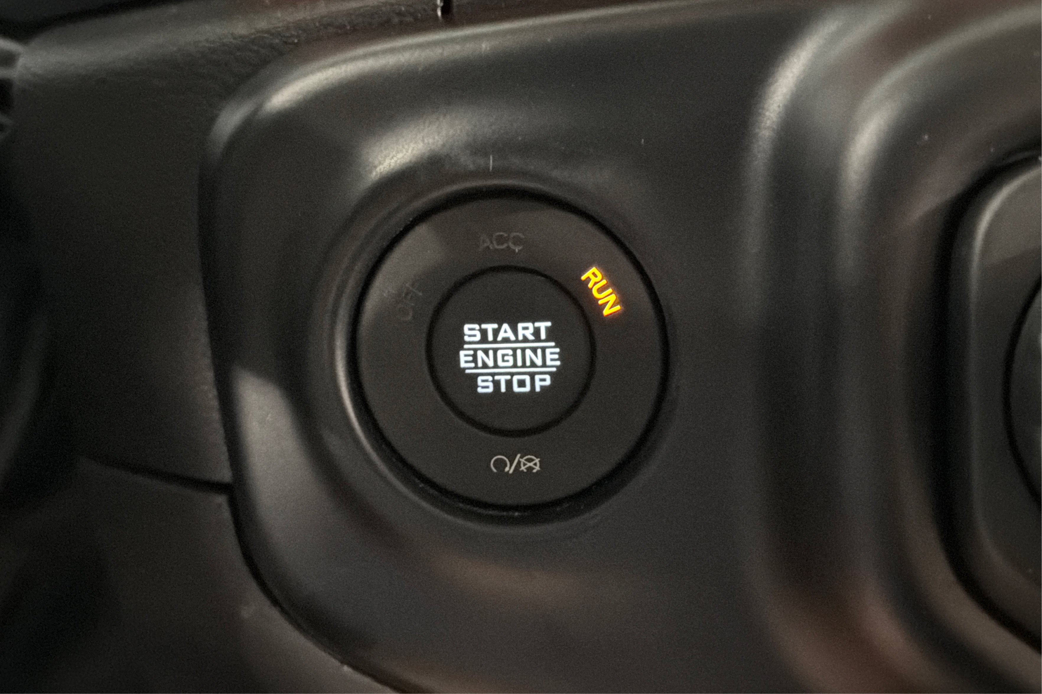 Used 2022 Jeep Wrangler Unlimited Rubicon AWD/4WD image 32