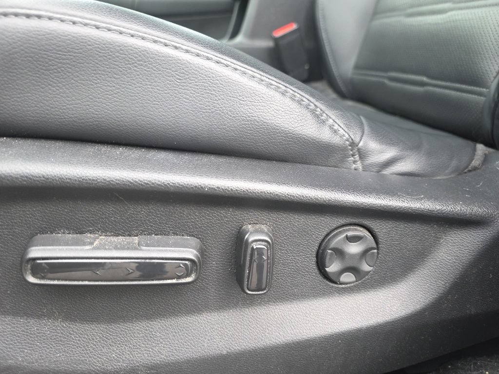 Used 2022 Honda CR-V Touring image 14
