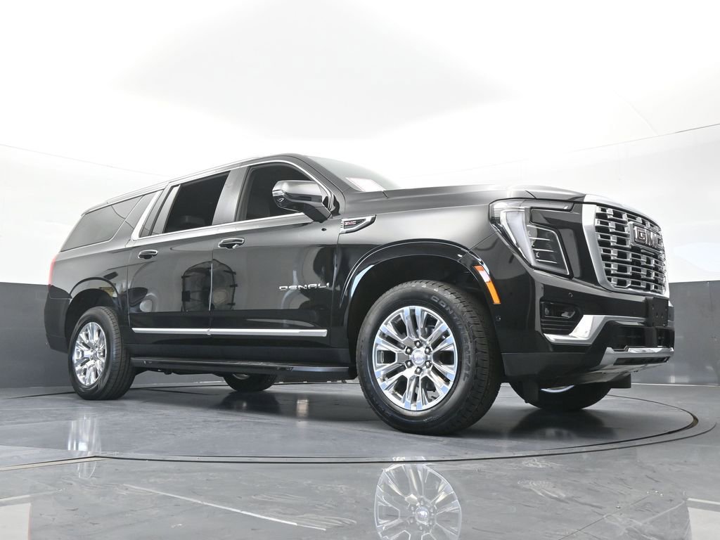 Used 2025 GMC Yukon XL Denali AWD/4WD image 73