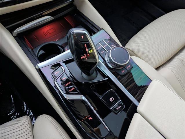 Used 2023 BMW 530i w/ Convenience Package image 12