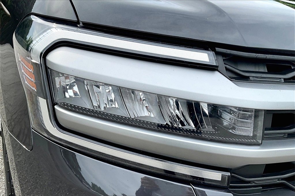 Used 2024 Ford Expedition XLT image 29