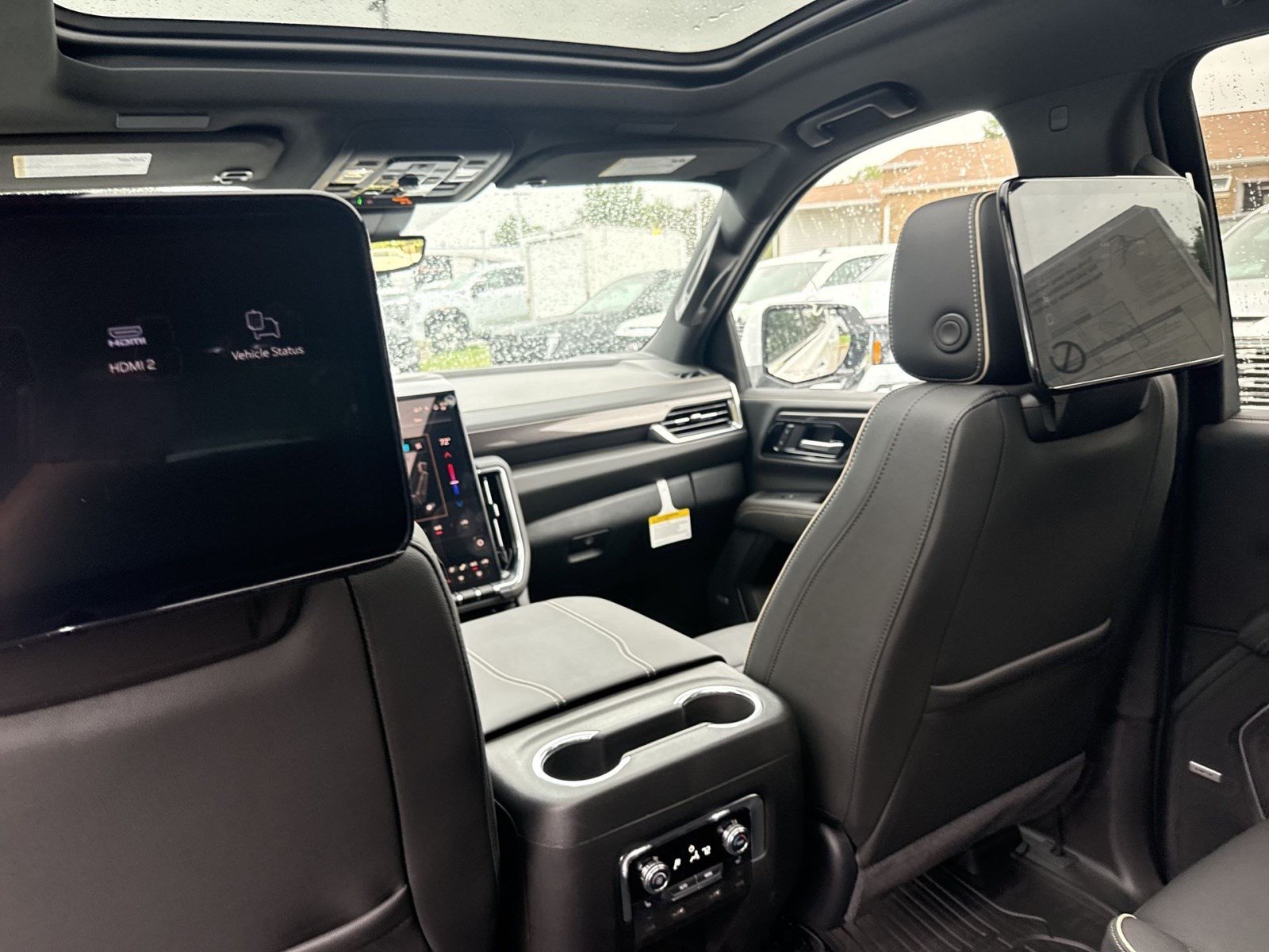 New 2026 GMC Yukon XL Elevation w/ Elevation Premium Package AWD/4WD image 18