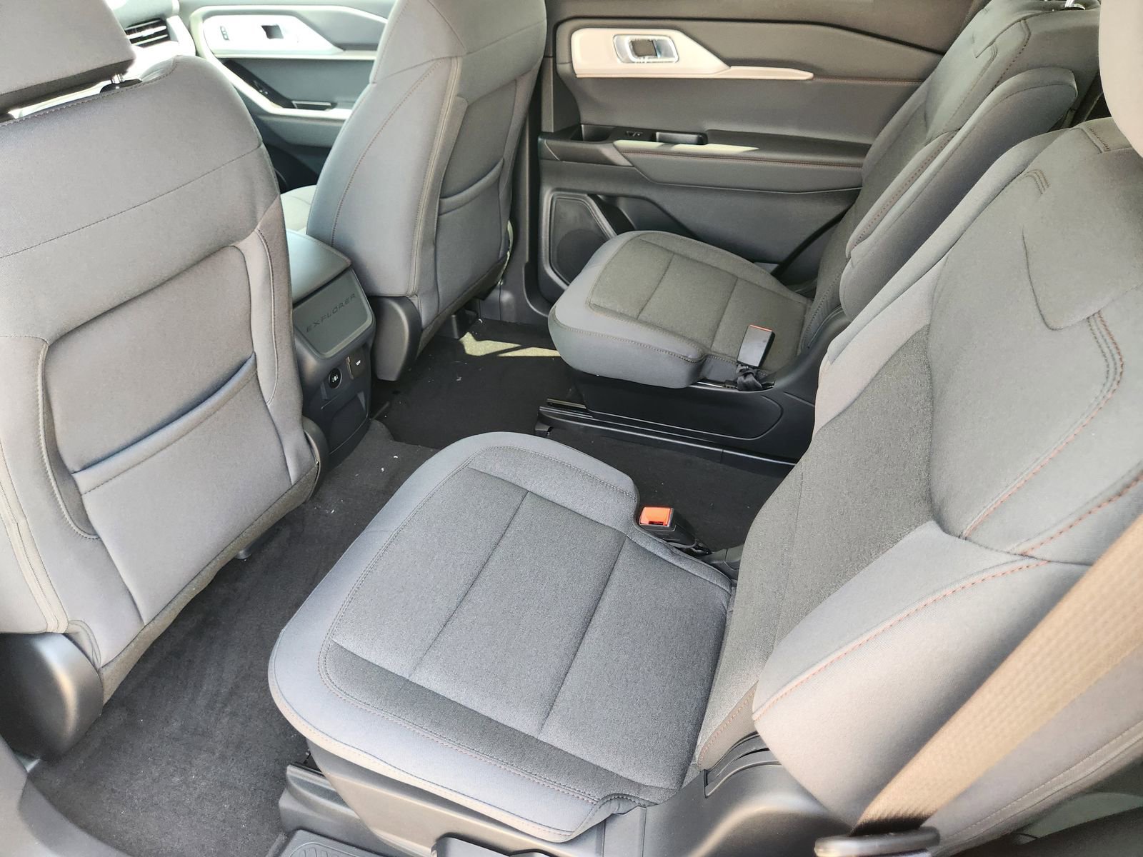 New 2026 Ford Explorer Active image 24