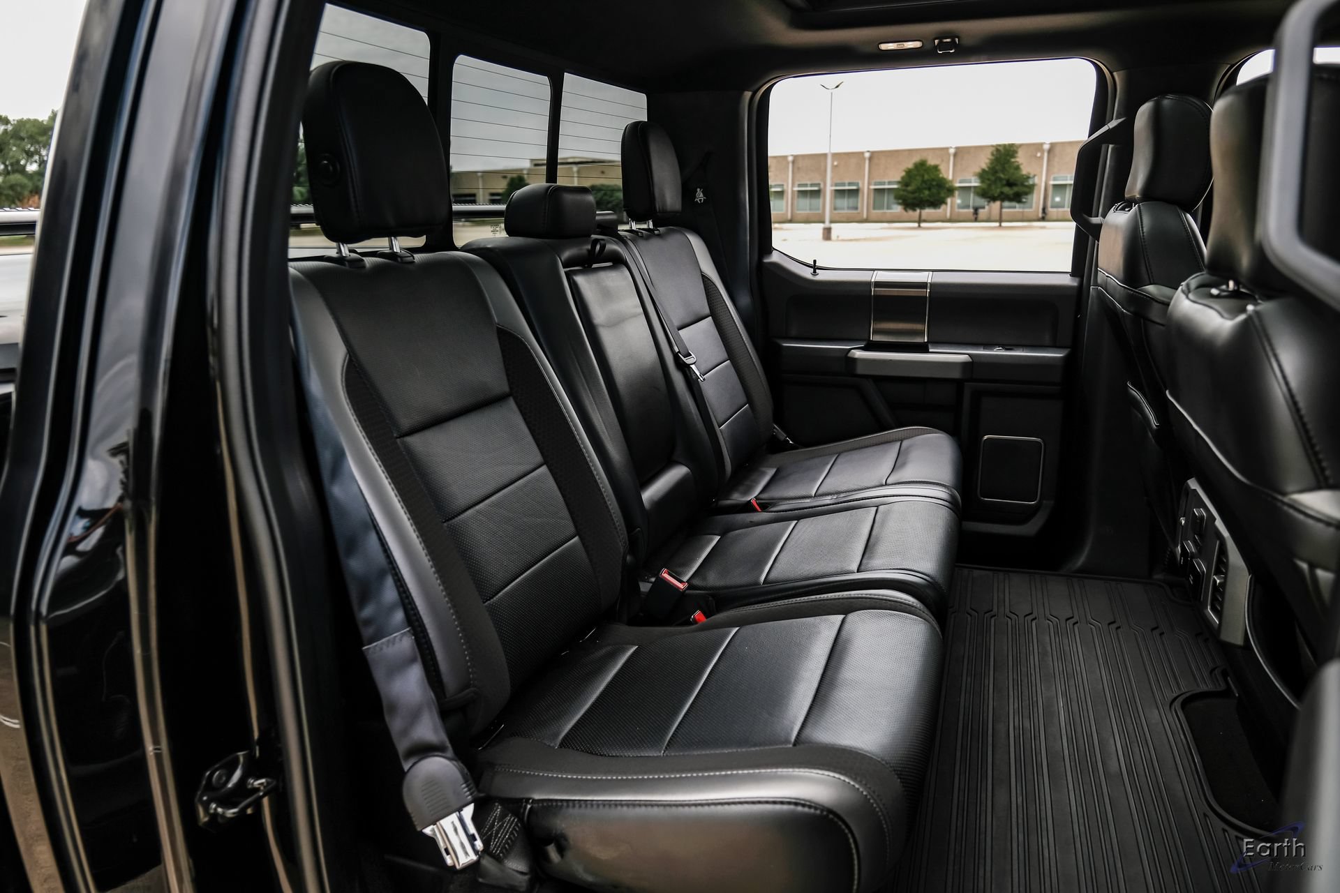 Used 2019 Ford F150 Raptor w/ Equipment Group 802A Luxury AWD/4WD image 82