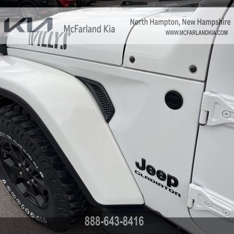 Used 2021 Jeep Gladiator Willys image 45