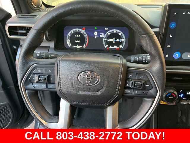 Used 2025 Toyota 4Runner TRD Off-Road Premium image 16