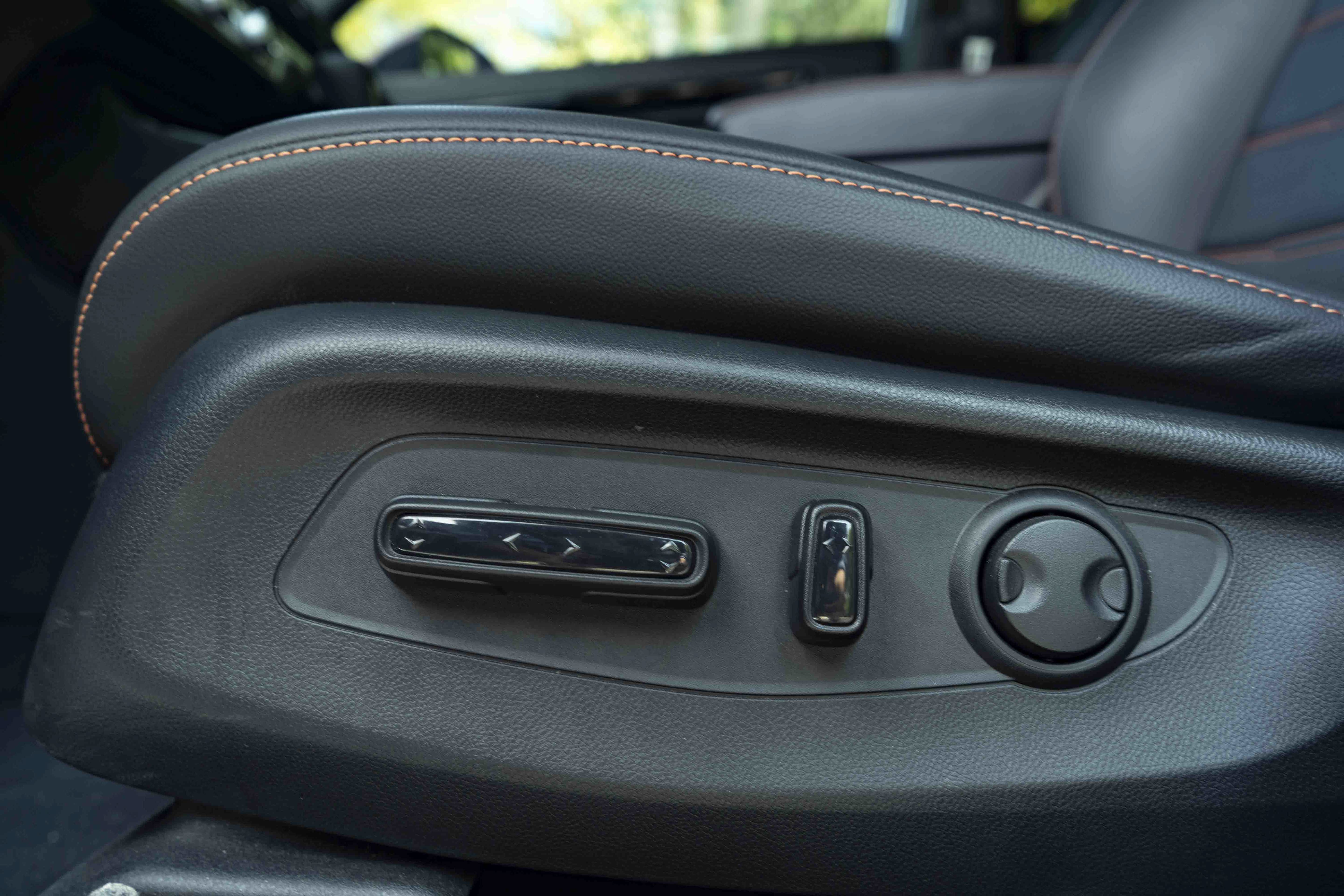 Used 2026 Honda CR-V Sport Touring image 41