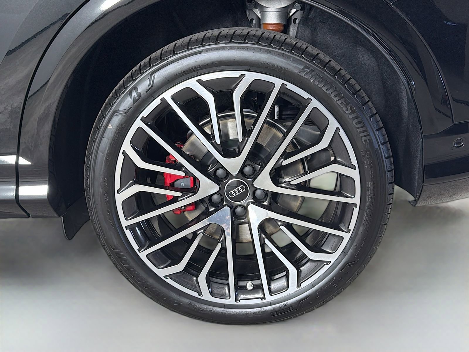 New 2026 Audi SQ5 Premium Plus AWD/4WD image 32
