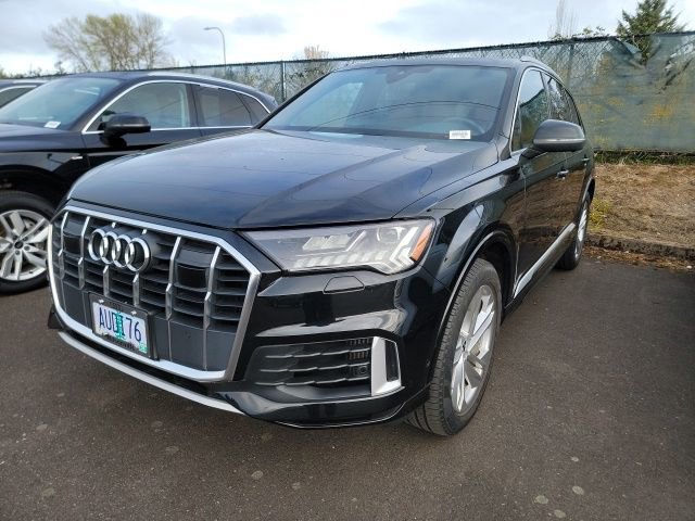 Used 2023 Audi Q7 3.0T Premium w/ Convenience Package image 4
