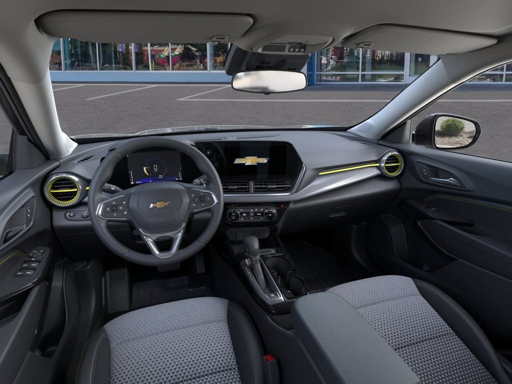 New 2026 Chevrolet Trax LT w/ LT Convenience Package FWD image 15