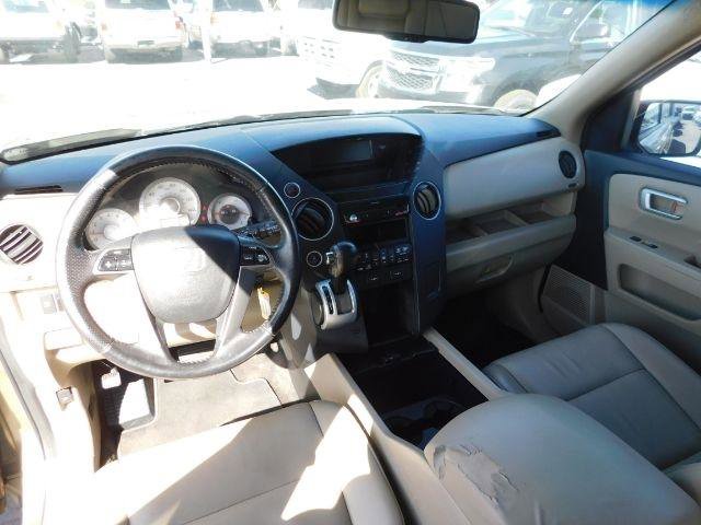 Used 2011 Honda Pilot EX-L image 17
