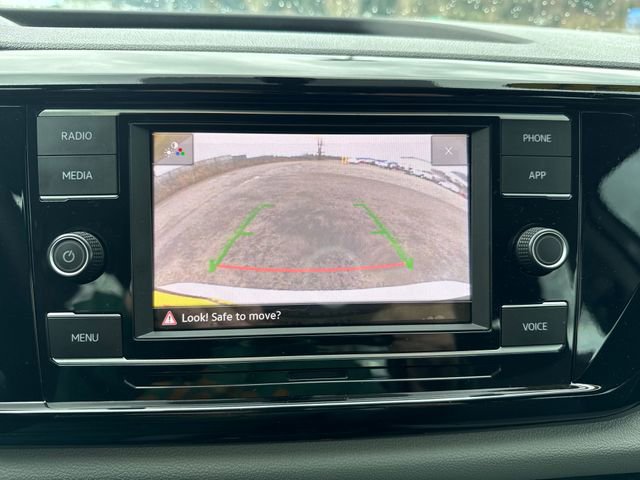 Used 2023 Volkswagen Taos S image 28