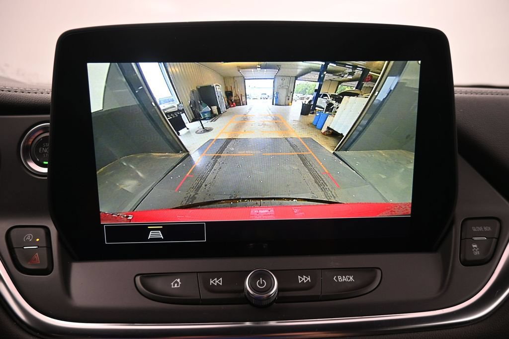 Used 2025 Chevrolet Blazer LT FWD image 13