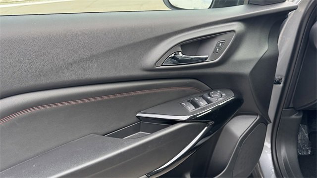 New 2026 Chevrolet Trax RS w/ Driver Confidence Package image 18