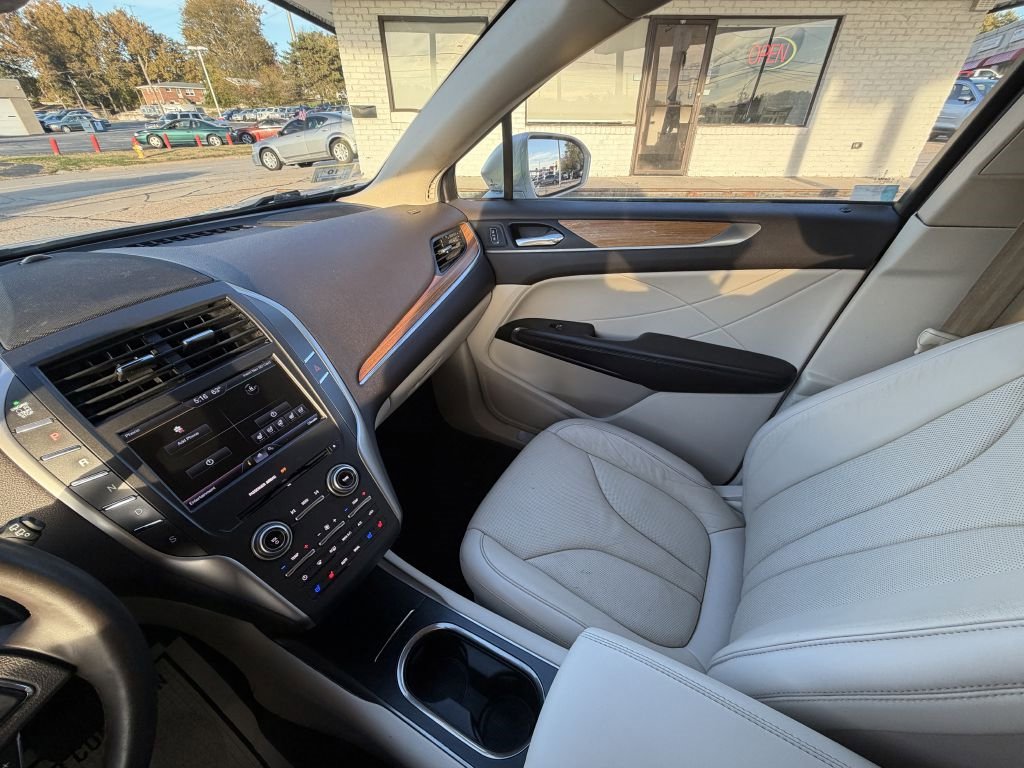 Used 2015 Lincoln MKC AWD w/ Equipment Group 102A Reserve image 18