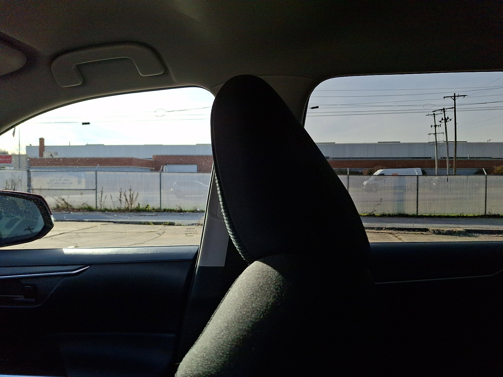 Used 2023 Toyota RAV4 LE image 17