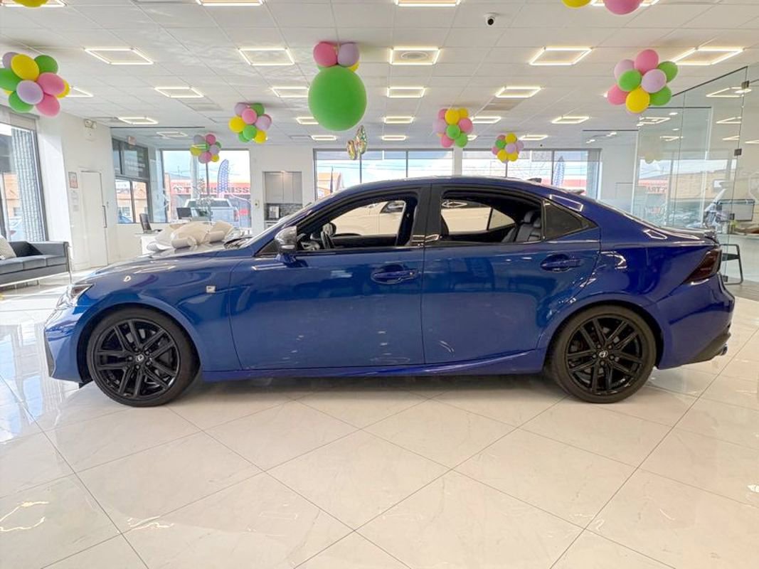 Used 2019 Lexus IS 300 F Sport w/ F Sport Package image 4