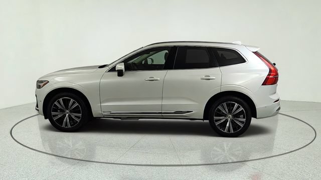 Used 2023 Volvo XC60 B5 Ultimate FWD image 4