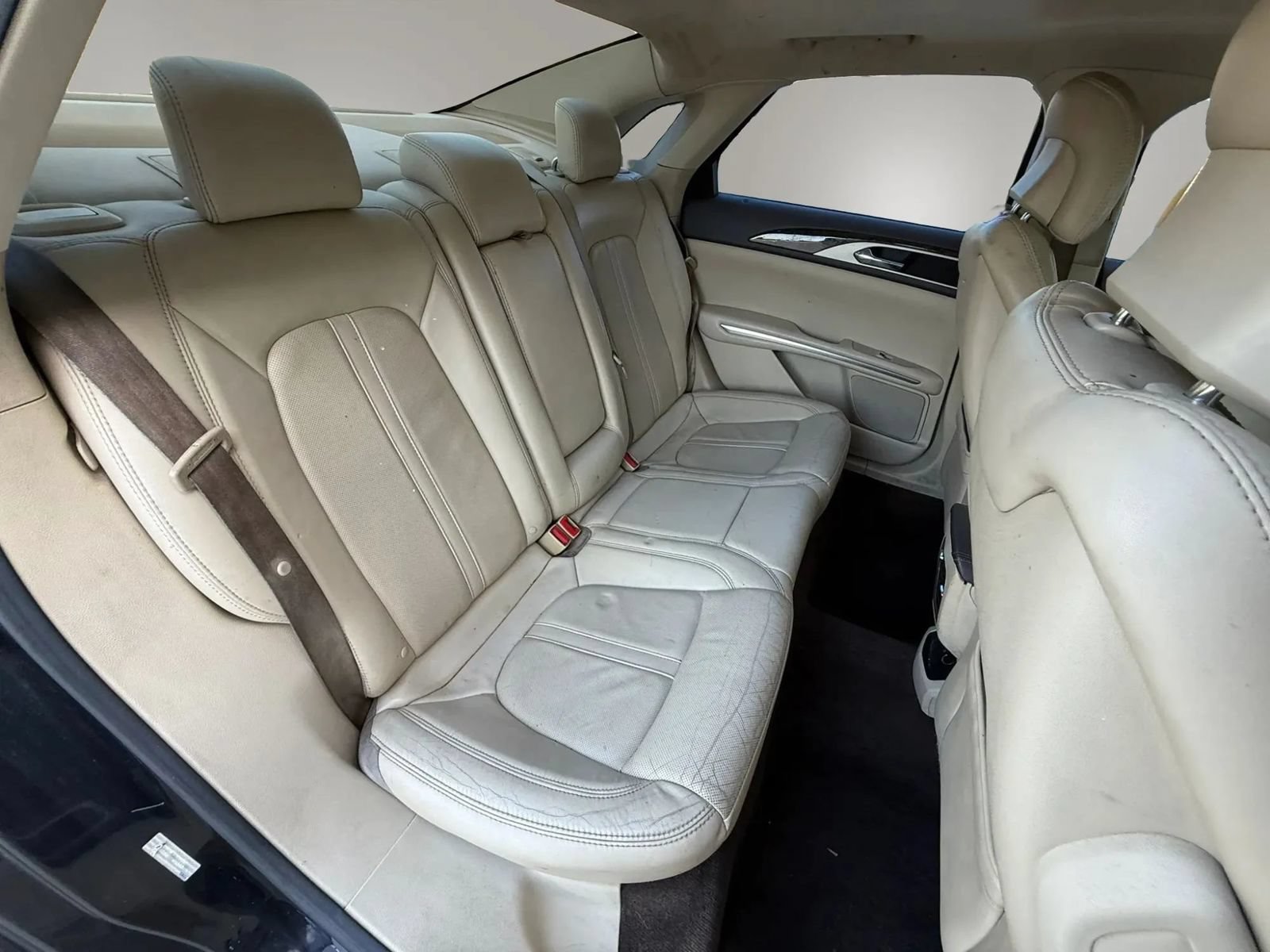 Used 2013 Lincoln MKZ FWD image 16