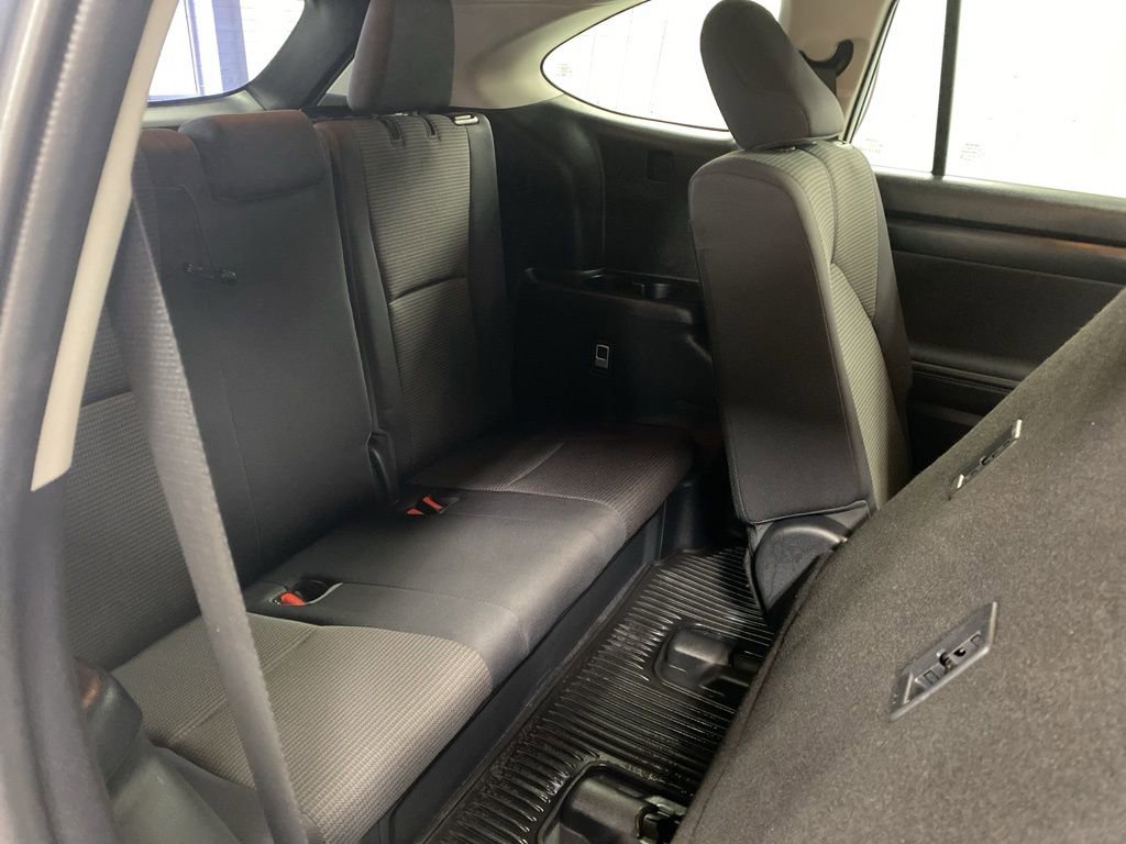 Used 2020 Toyota Highlander LE AWD/4WD image 20