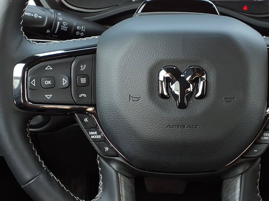 Used 2026 RAM 1500 Limited AWD/4WD image 6
