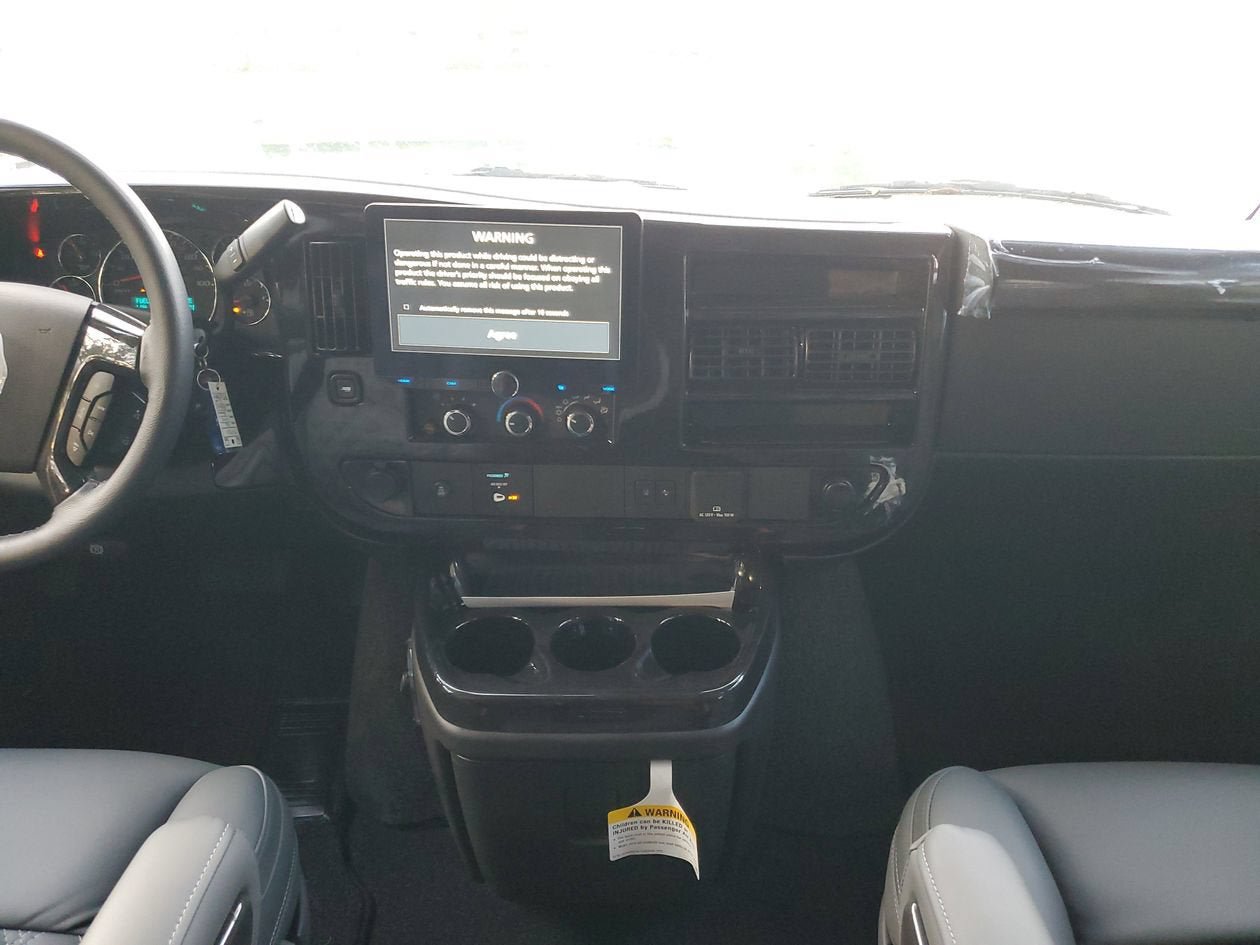 New 2026 GMC Savana 2500 w/ Driver Convenience Package RWD image 15