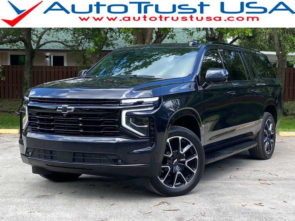 Used 2025 Chevrolet Suburban RST
