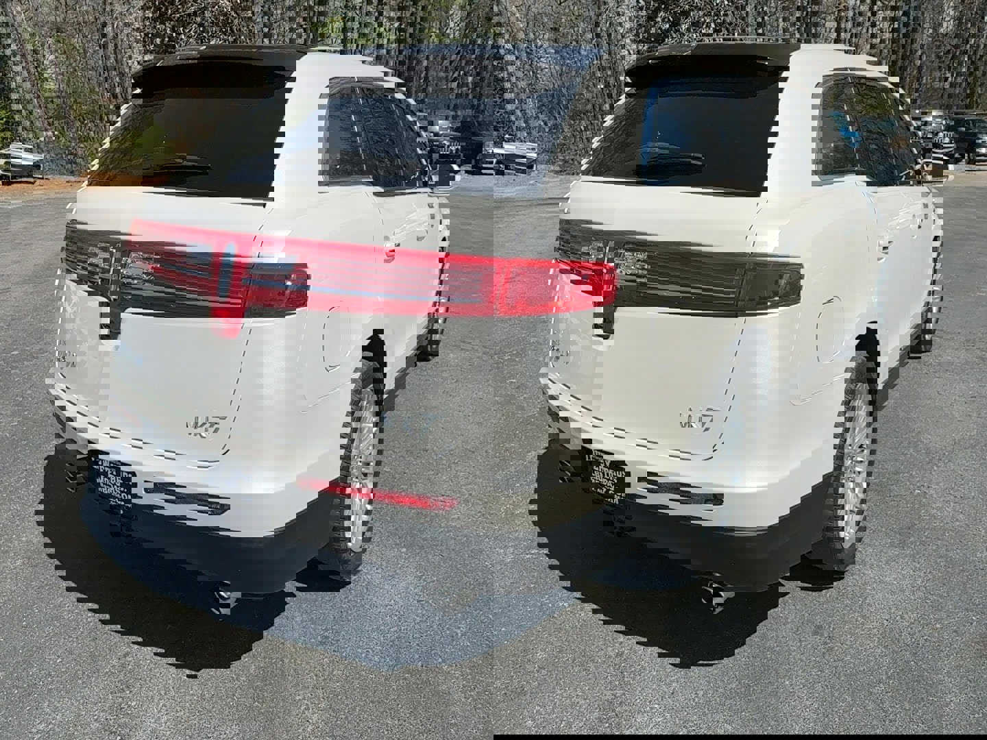 Used 2018 Lincoln MKT AWD w/ Technology Package image 5