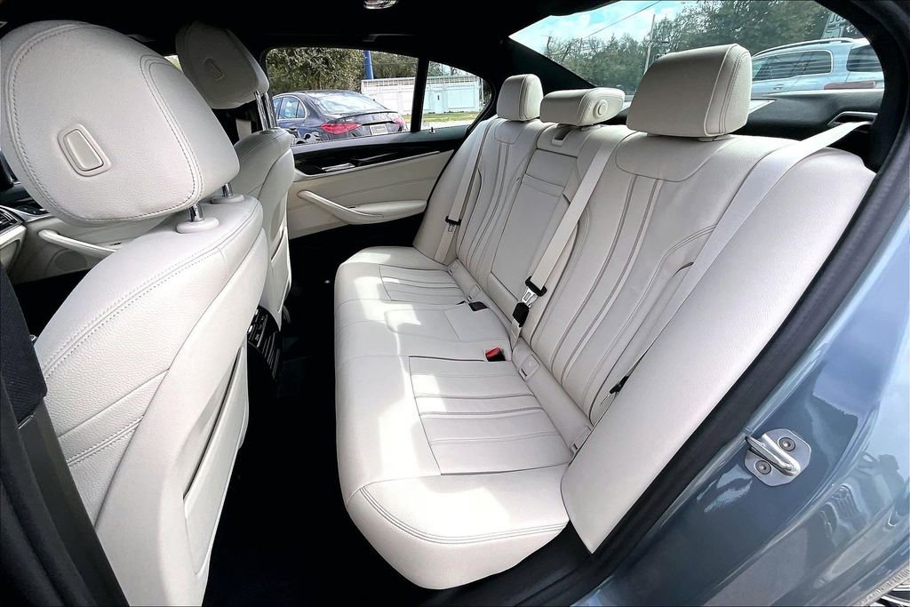 Used 2019 BMW 540i w/ Convenience Package image 19