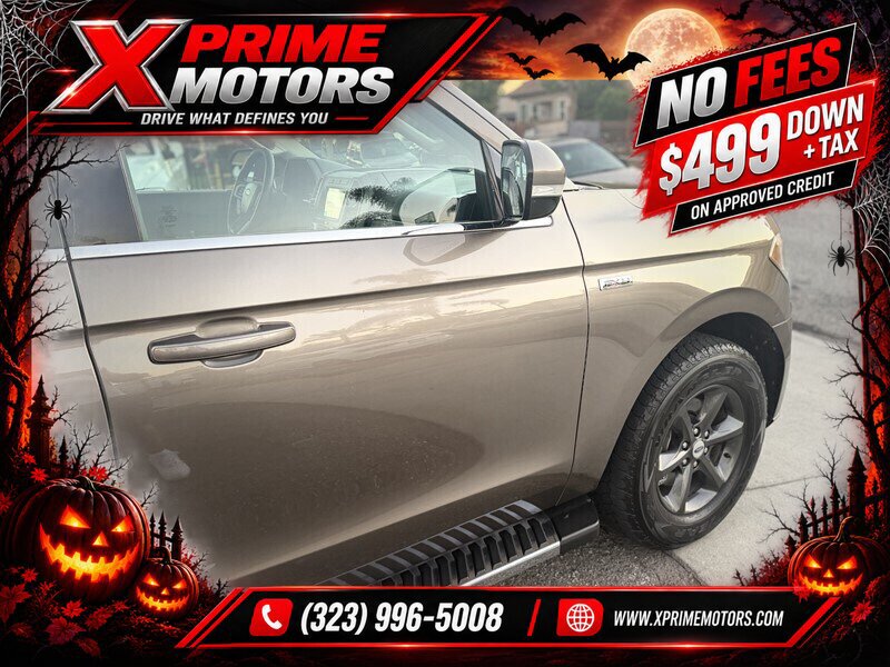 Used 2019 Ford Expedition XLT w/ Equipment Group 202A AWD/4WD image 10