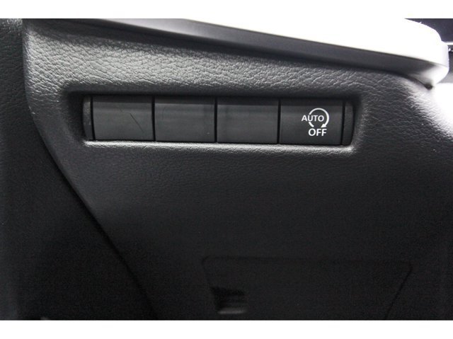 New 2027 Nissan Kicks SV w/ Cold Weather Package FWD image 20