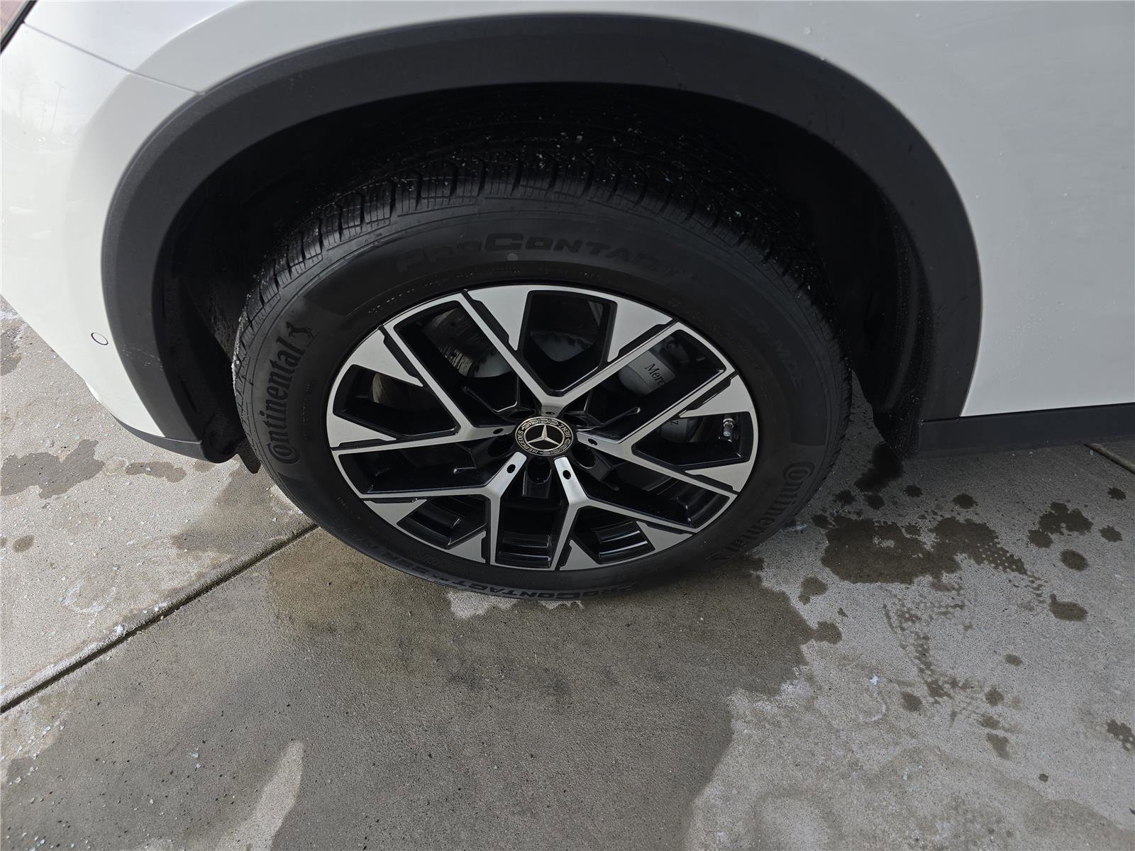 Used 2025 Mercedes-Benz GLC 350e GLC 350e image 10