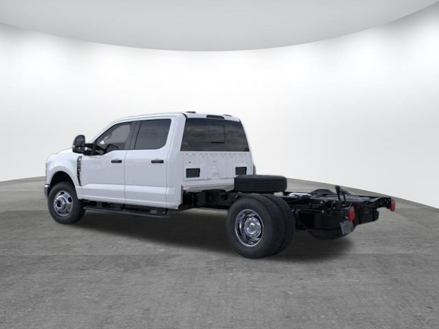 New 2026 Ford F350 XL w/ XL Chrome Package image 4