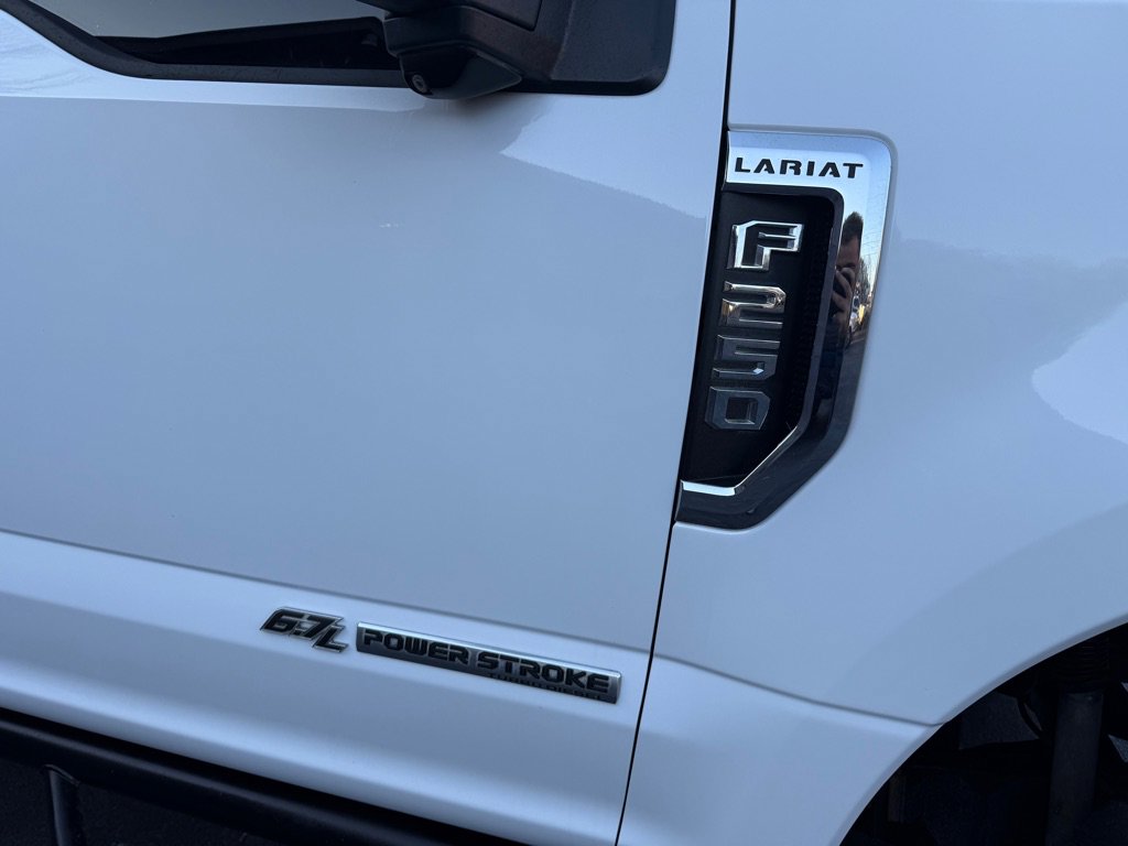 Used 2019 Ford F250 Lariat w/ Lariat Value Package AWD/4WD image 7