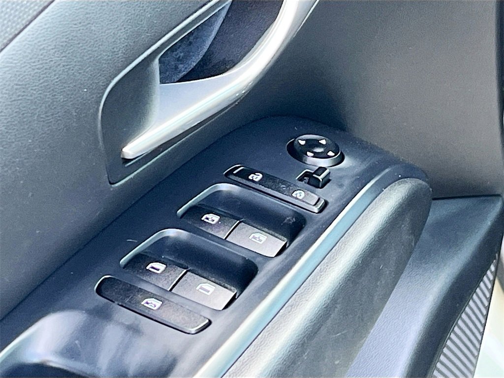 Used 2022 Hyundai Santa Cruz SEL image 17